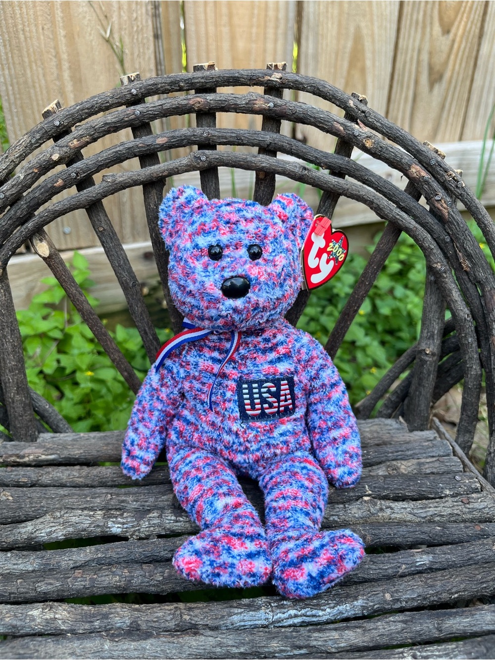 Year 2000 TY USA Beanie Baby Bear - Red, White & Blue Speckle